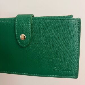 Travelambo Green Travel Wallet